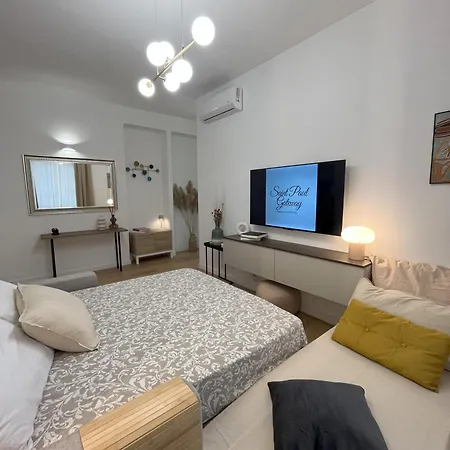 Saint Paul Gateway Apartment