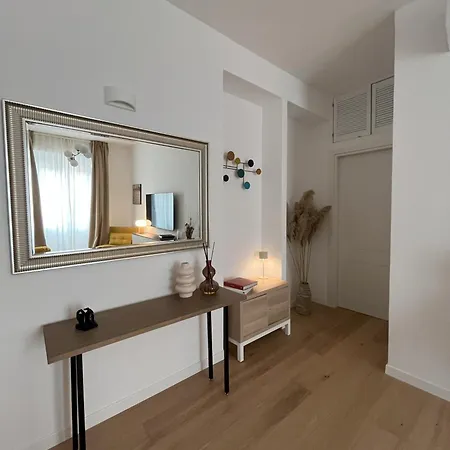 Saint Paul Gateway Апартаменты Рим