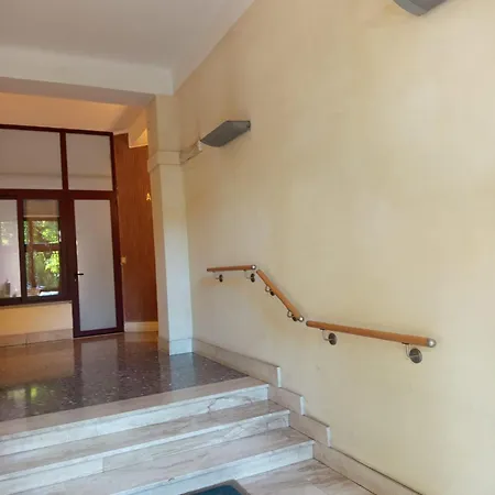 Saint Paul Gateway Apartment