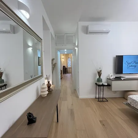 Saint Paul Gateway *